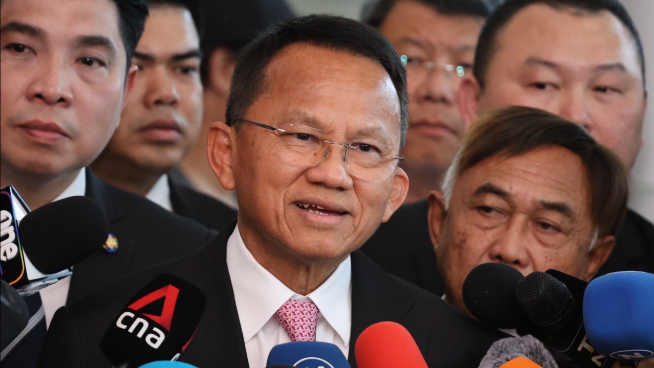 เจอเสียงโห่ใส่ “สมศักดิ์” ห่วงแพทยสภาลงมติโดยม็อบบีบบังคับ ยันทำให้ดีที่สุด