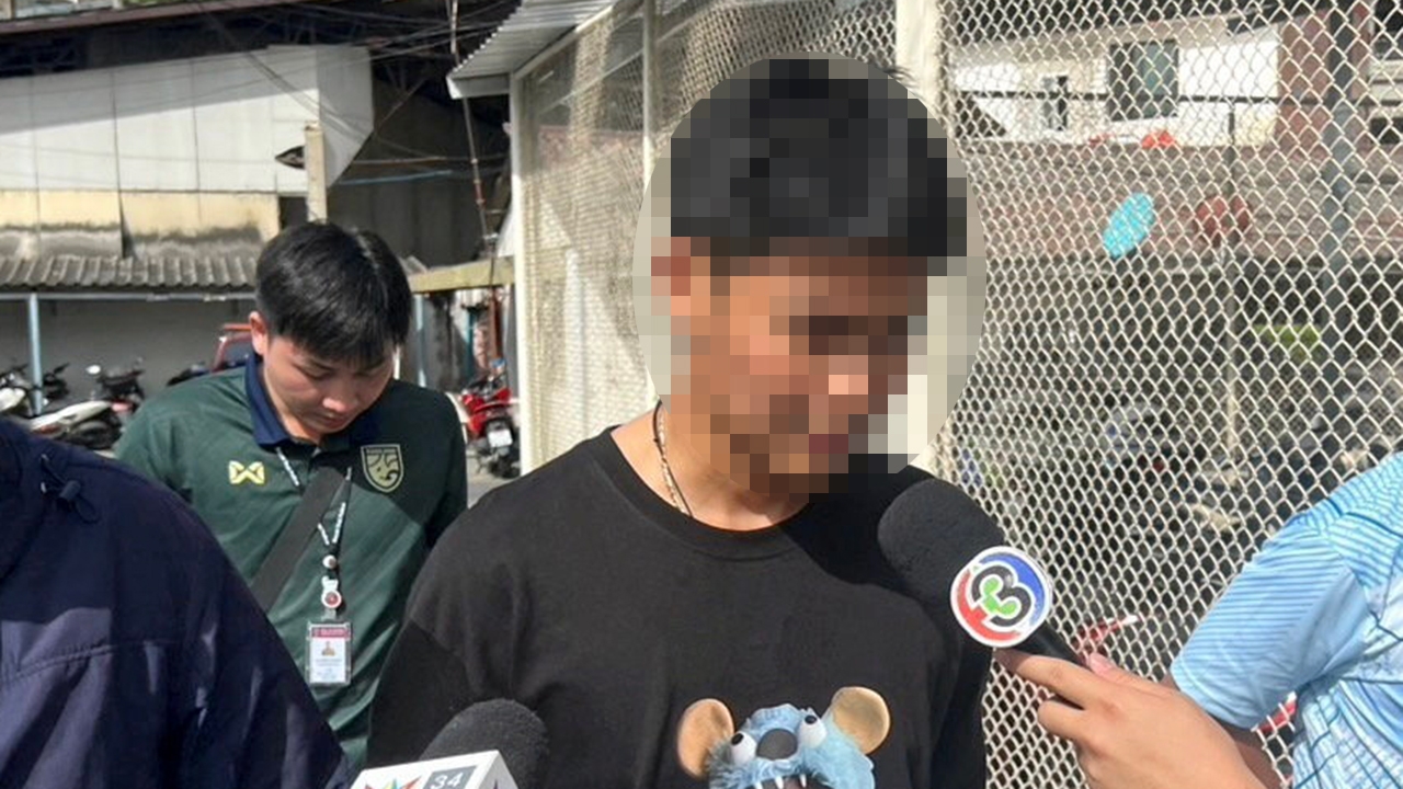 โร่มอบตัวแล้ว มือปืนวัย 28 ยิงสนั่น ในร้านอาหาร อ้างป้องกันตัวช่วยพ่อ