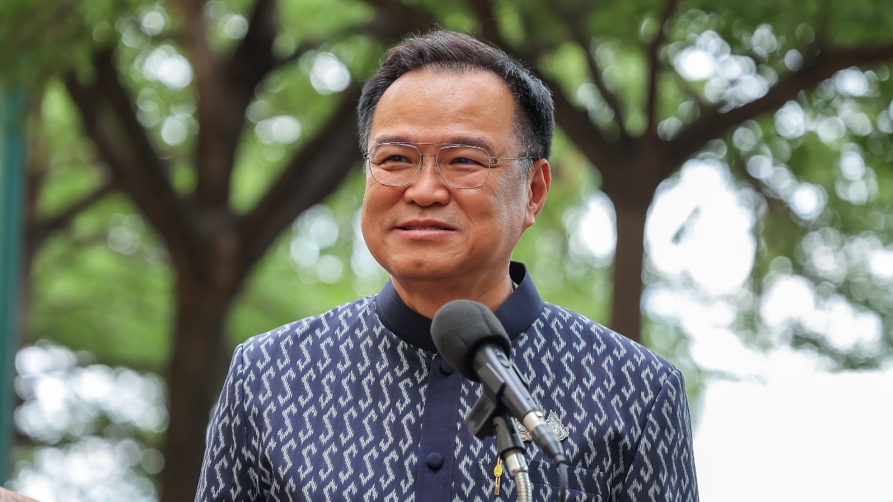 “อนุทิน” ยันพร้อมเป็นฝ่ายค้านถ้าถูกยึด มท. ย้ำภูมิใจไทยมีศักดิ์ศรี