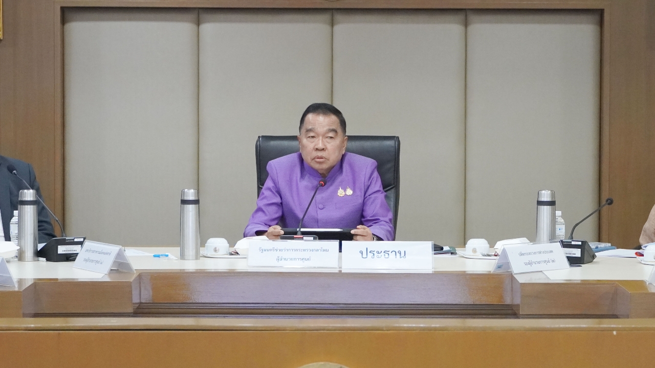 ถกทีมไทยแลนด์เกาะติดชายแดนไทย-กัมพูชาทุกวัน NBT แม่ข่ายถ่ายทอดสดตรงถึงประชาชน