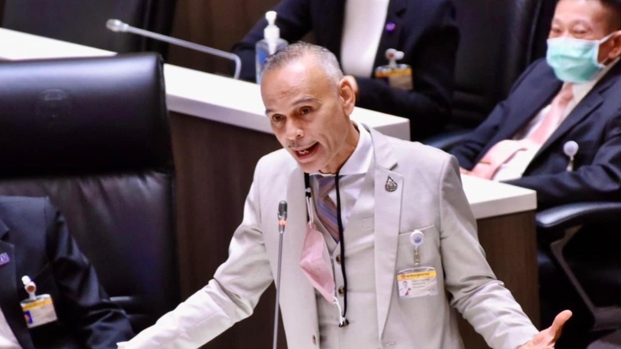 “ชาดา” บอกทนฟังคลิปเสียงนายกฯ ต่อไม่ไหว ชี้วันนี้ภูมิใจไทย ปรับเพื่อไทยออก