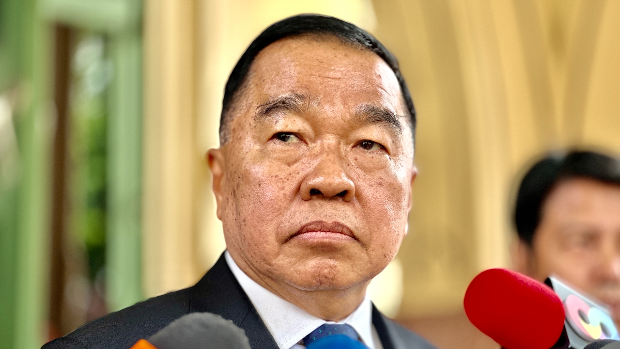 “บิ๊กเล็ก” ขอทำงานอย่างเดียว ปรับ ครม. โยนถามผู้ที่เกี่ยวข้อง ยังไม่ได้เจอหัวหน้าพรรค