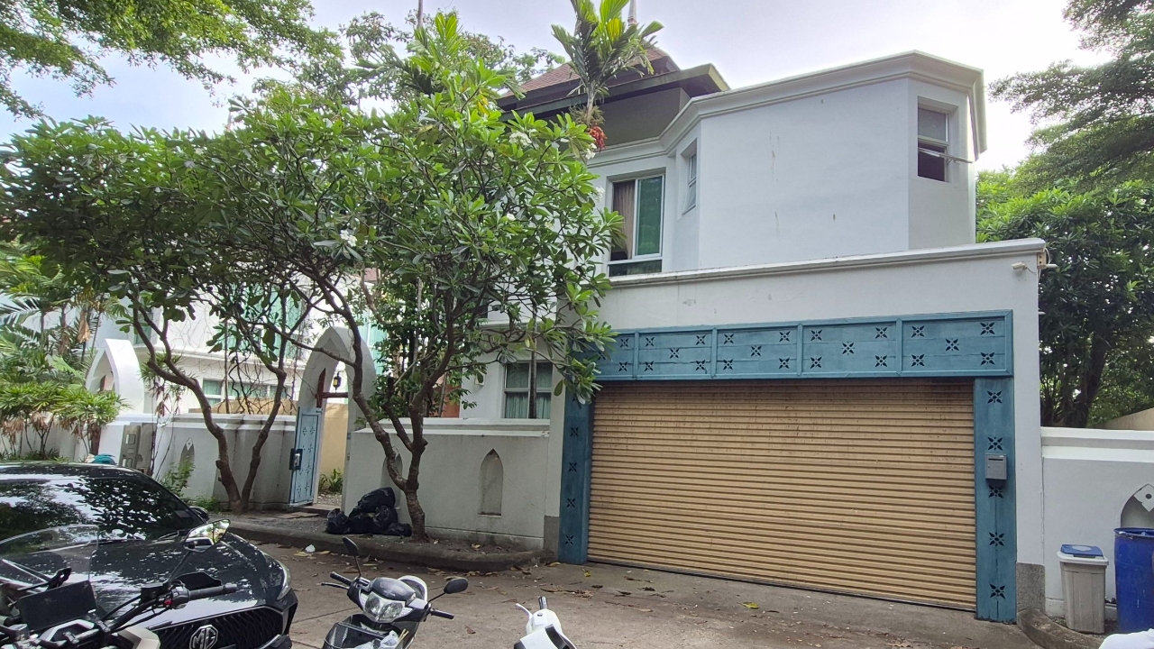 ตร.ล้อมบ้านหรู ช่วยคนถูกลักพาตัว กลับเจอแก๊งเกาหลีใต้ตั้งฐานปล่อยเงินกู้