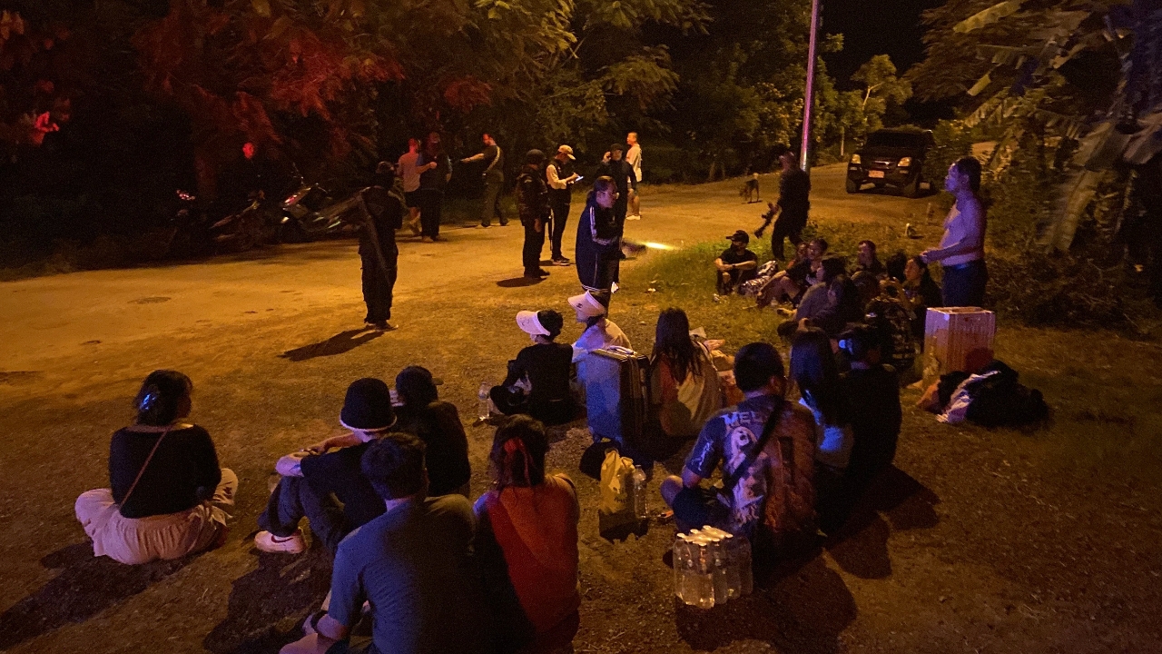 จนท. ยิงสกัดแก๊งพาคนไทยลอบข้ามแดนกัมพูชา เจ็บ 1 รวบได้รวม 23 คน