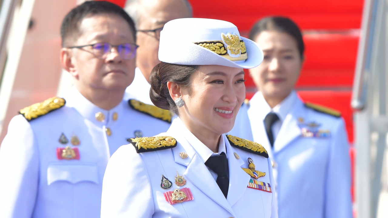 เปิดคำร้อง 36 สว. ขอศาล รธน. สั่งถอดถอน นายกฯ แพทองธาร และหยุดปฏิบัติหน้าที่