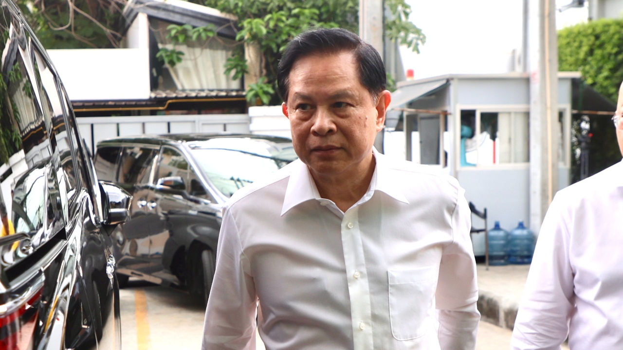 “พีระพันธุ์” กั๊ก รทสช. อยู่ร่วมรัฐบาลต่อหรือถอน บอกมติให้ไปนำเรียนนายกฯ