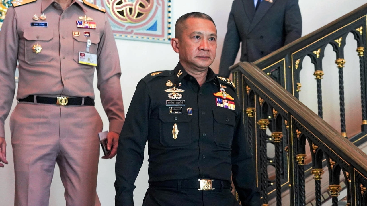 ผบ.ทสส. ย้ำ กองทัพปกป้องอธิปไตย คุ้มครองประชาชน เรื่องในวงประชุมตามที่นายกฯ แถลง