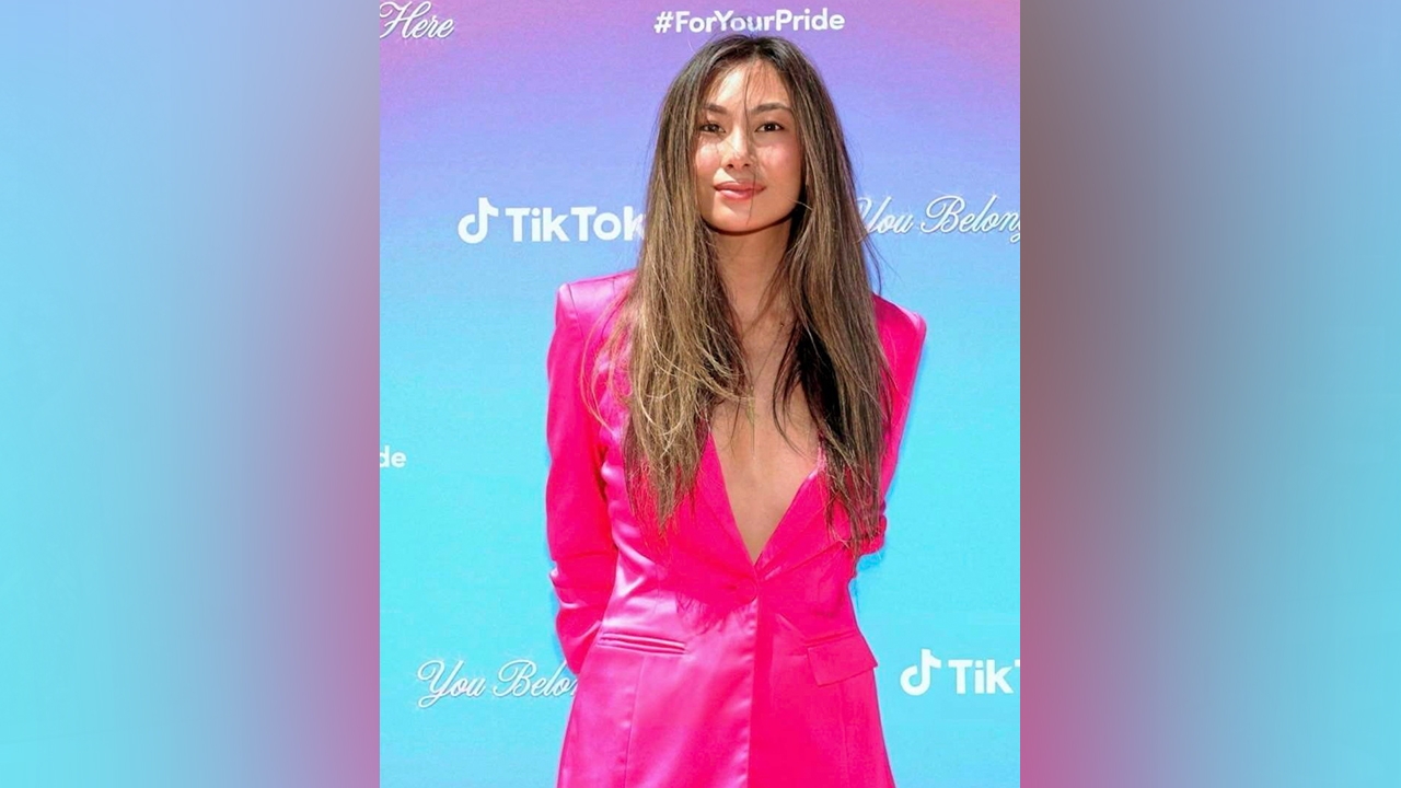 "ลูซี่VSตูนี่"