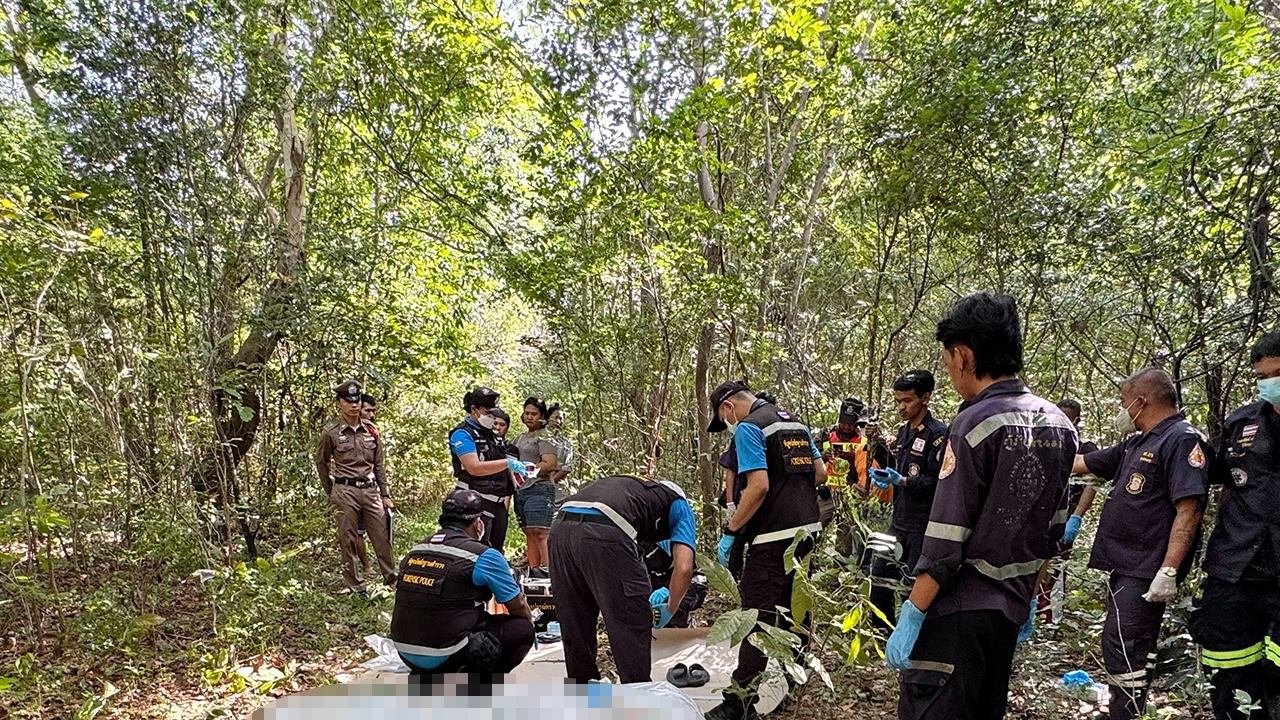 แขวนคอตายคู่ เซ่นรักต่างวัย! ชาย 48 หญิง 25 ระแวงหึงหวง