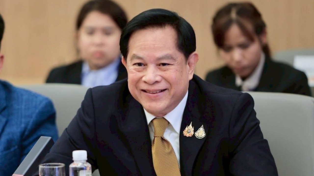 "พีระพันธุ์" เข้าบ้านจันทร์ส่องหล้า เสนอแก้วิกฤติดัน "ชัยเกษม" ขึ้นนั่งนายกฯ