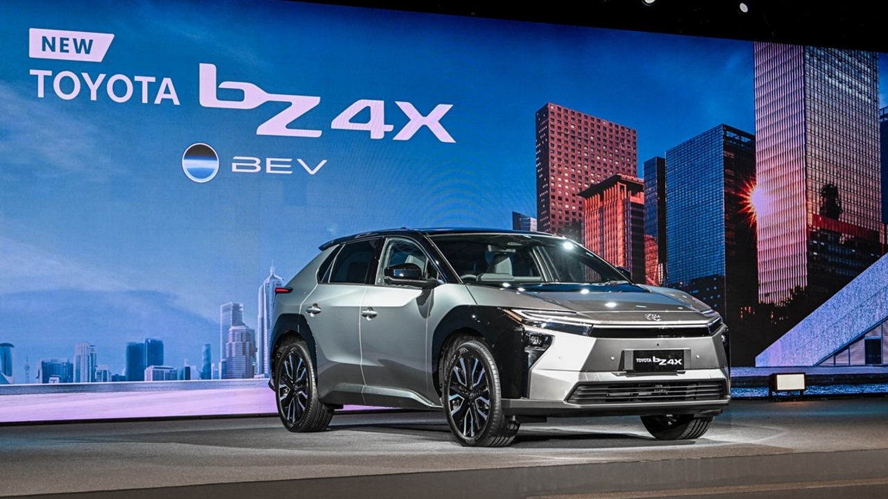 โตโยต้าปลื้มยอดจองสิทธิ์ NEW bZ4X คึกคัก ซูซูกิพร้อมลุย “ฟรองซ์ใหม่”
