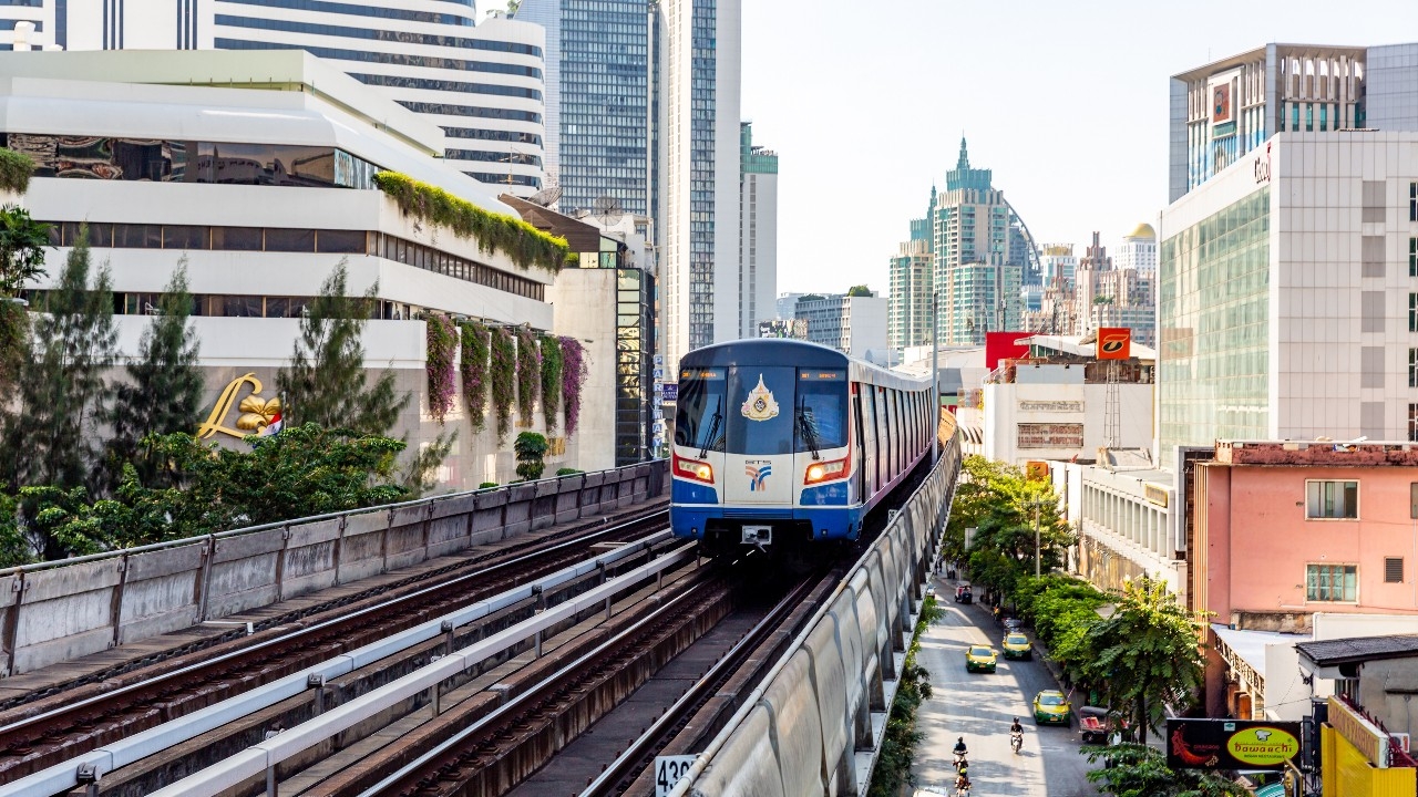 อัปเดต รถไฟฟ้า 20 บาทเลื่อน บีทีเอสให้รอความคืบหน้าเรื่องแพ็กเกจ