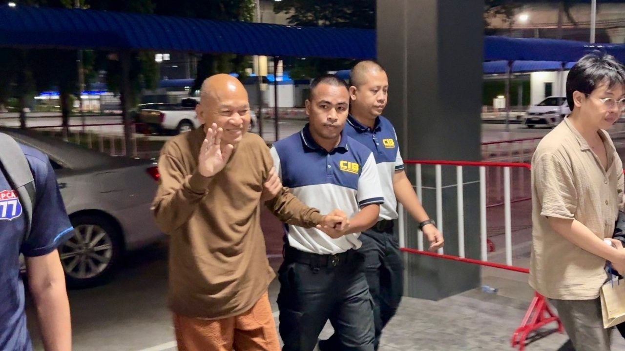 อดีตพระอลงกต หมอบี ปฏิเสธทุกข้อหา ทุจริต-ยักยอก-ฟอกเงินบริจาควัดพระบาทน้ำพุ