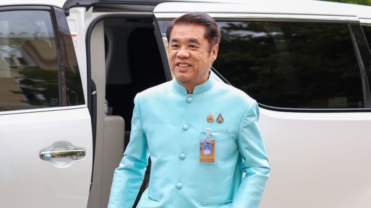 “สุริยะ” มั่นใจ “อิ๊งค์” ไม่ผิดจริยธรรมร้ายแรง ขอโทษรถไฟฟ้า 20 บาทตลอดสายล่าช้า