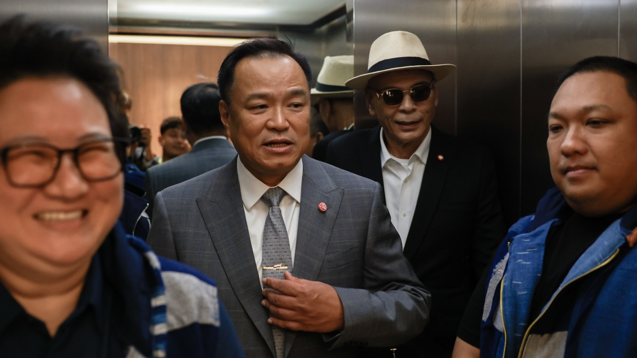 “อนุทิน” ไม่มีเตรียมนั่งนายกฯ ปัดขัดแย้ง “ทักษิณ” เพราะไม่ให้สัญชาติ “เบนจามิน”