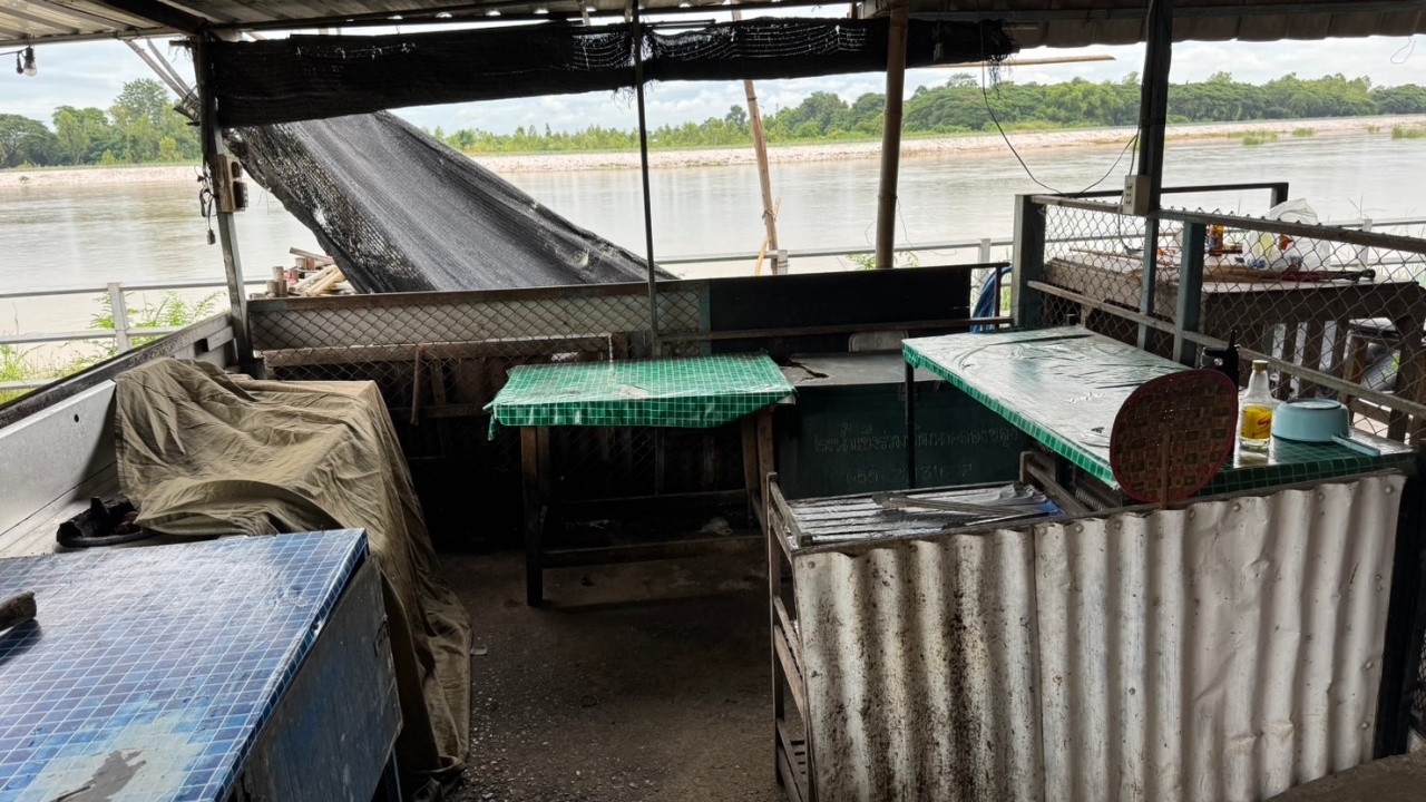 ปิดถาวร ร้านอาหาร "ป้ามีนา" ลูกชายเข้าทำความสะอาด ก่อนกลับไปรับใช้ชาติต่อ