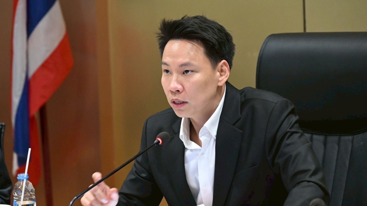 รมว.เกษตรฯ สั่งเฝ้า 24 ชม. รับมือ “พายุคาจิกิ” พร่องน้ำเขื่อน-อ่างเก็บน้ำแล้ว