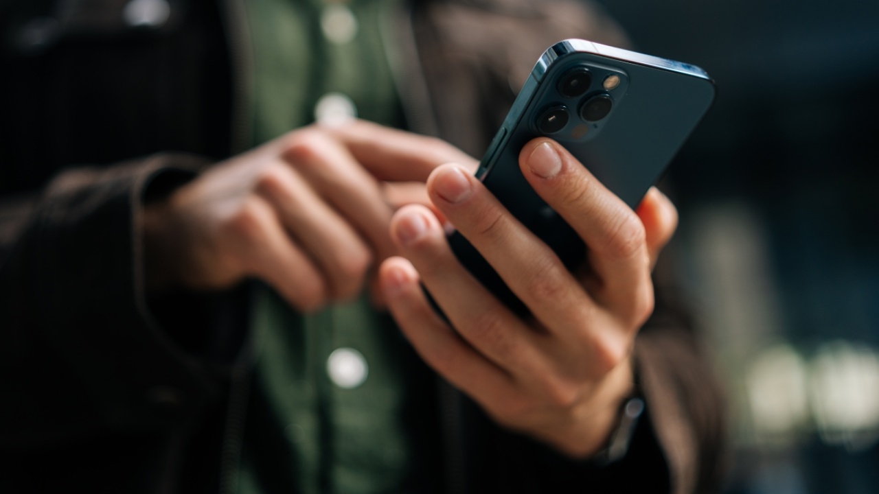 เพจดังทดลอง โอนเงินเข้าเลขพร้อมเพย์ "นายอลงกต" พบผูกบัญชีกองทุนวัดพระบาทน้ำพุ