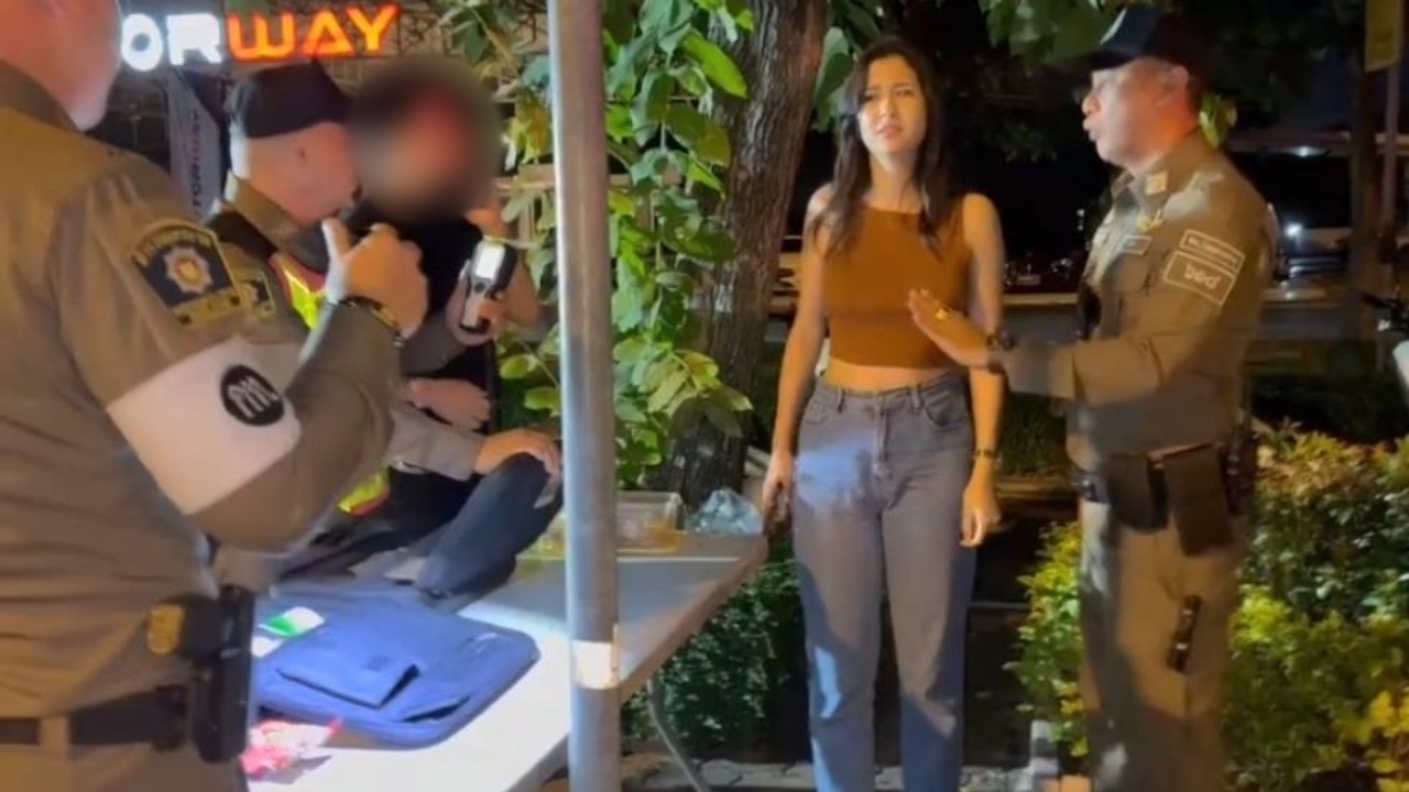 "มารี เบรินเนอร์" ดาราสาวพร้อมหนุ่มคนสนิท ขับรถหรูเข้าด่าน ไม่ยอมเป่าแอลกอฮอล์