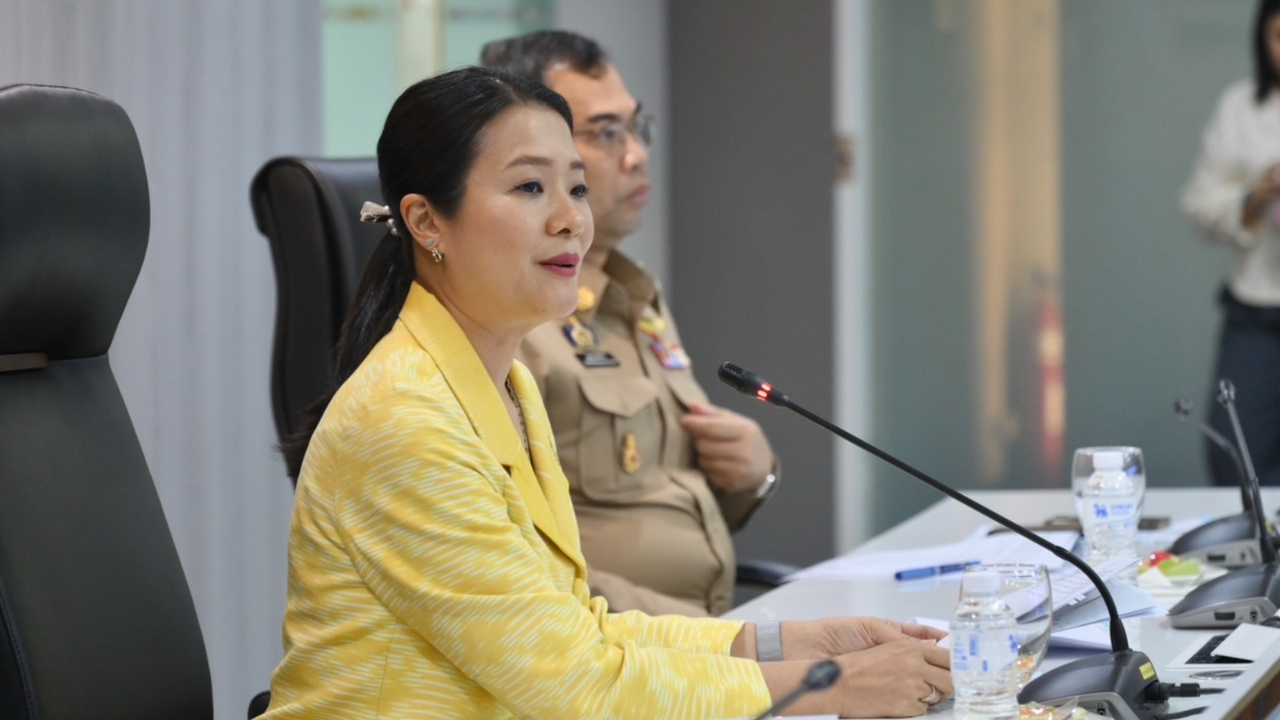 “ธีรรัตน์” สั่งการผู้ว่าฯ 58 จังหวัดพร้อมรับมือ “พายุคาจิกิ” เน้นย้ำการสื่อสาร