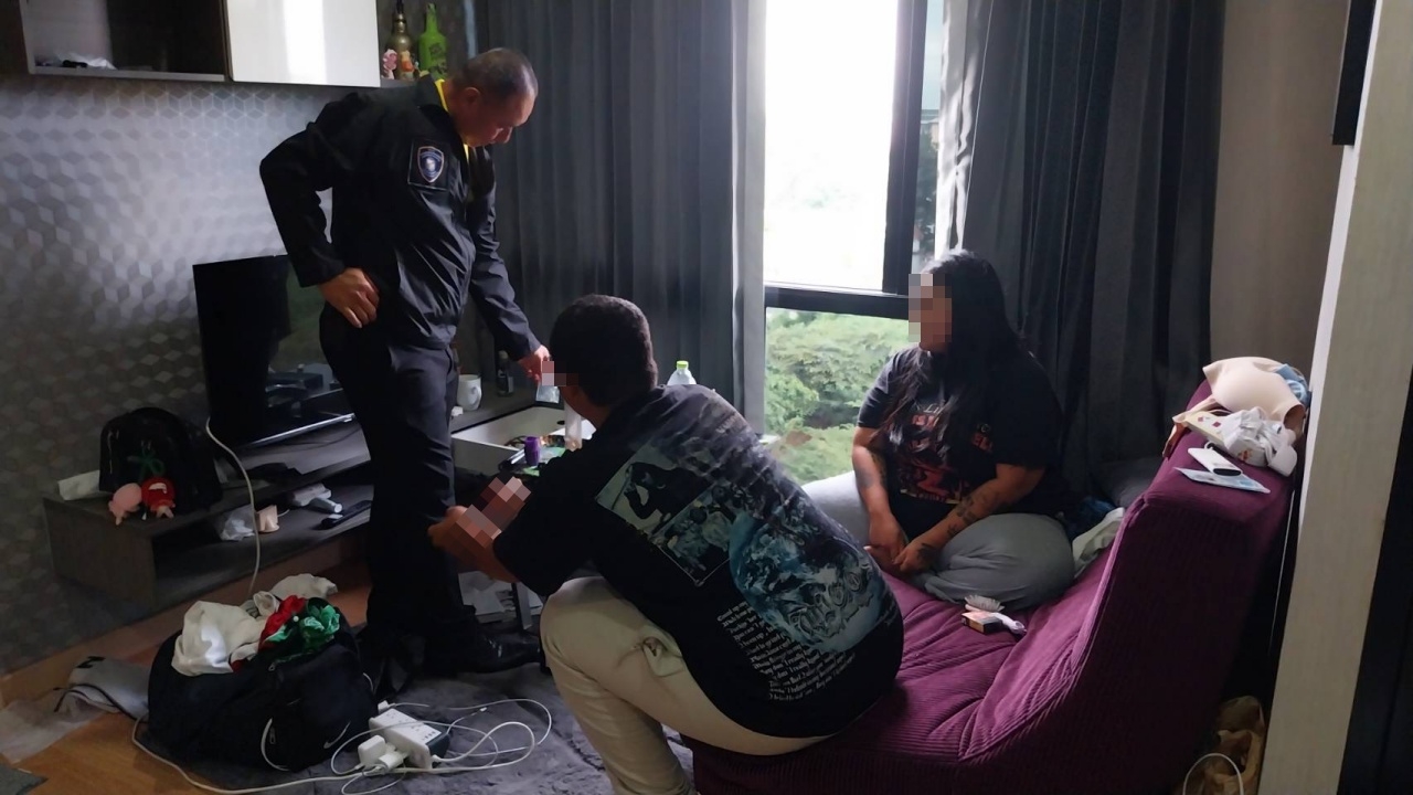 ตร.ไซเบอร์ จับสองผัวเมีย "ม้ากดเงิน" แก๊งคอลเซ็นเตอร์ ยอมรับคนจีนที่ปอยเปต ชักชวนทำงาน