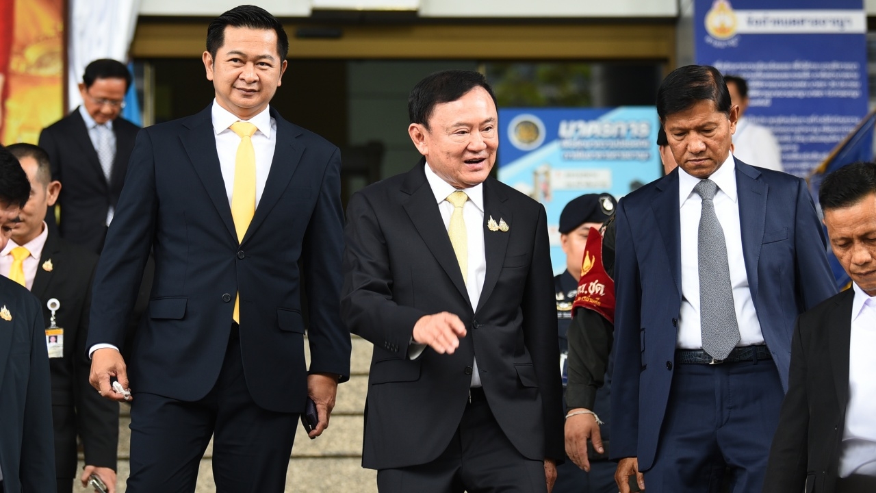 ทนายวิญญัติ ยันเตรียมยื่นเรื่องขอศาลเพิกถอนคำสั่งห้าม “ทักษิณ” ออกนอกประเทศ