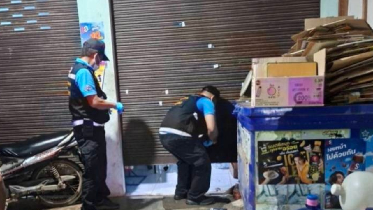 ตำรวจ ตม.ระนอง เมา ก่อเหตุยิงญาติ ดับ 1 เจ็บ 1 ก่อนขับรถหลบหนี  อยู่ระหว่างตามตัว