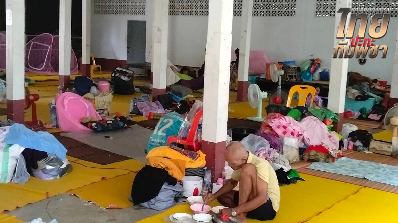 ชาวบ้านชายแดนยังผวา อพยพคนแก่-ผู้ป่วย-เด็ก ไปอยู่วัด เฝ้ารอคำสั่งอย่างใกล้ชิด