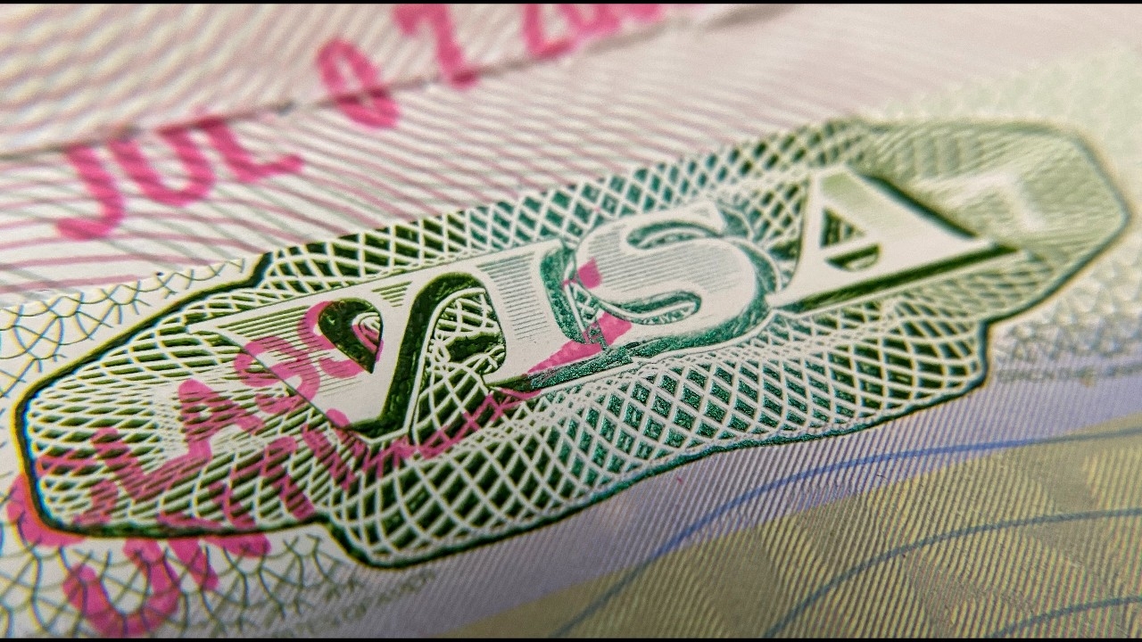 สหรัฐฯ เตรียมทบทวนวีซ่ากว่า 55 ล้านฉบับ ยกเลิกแน่หากผิดเงื่อนไข