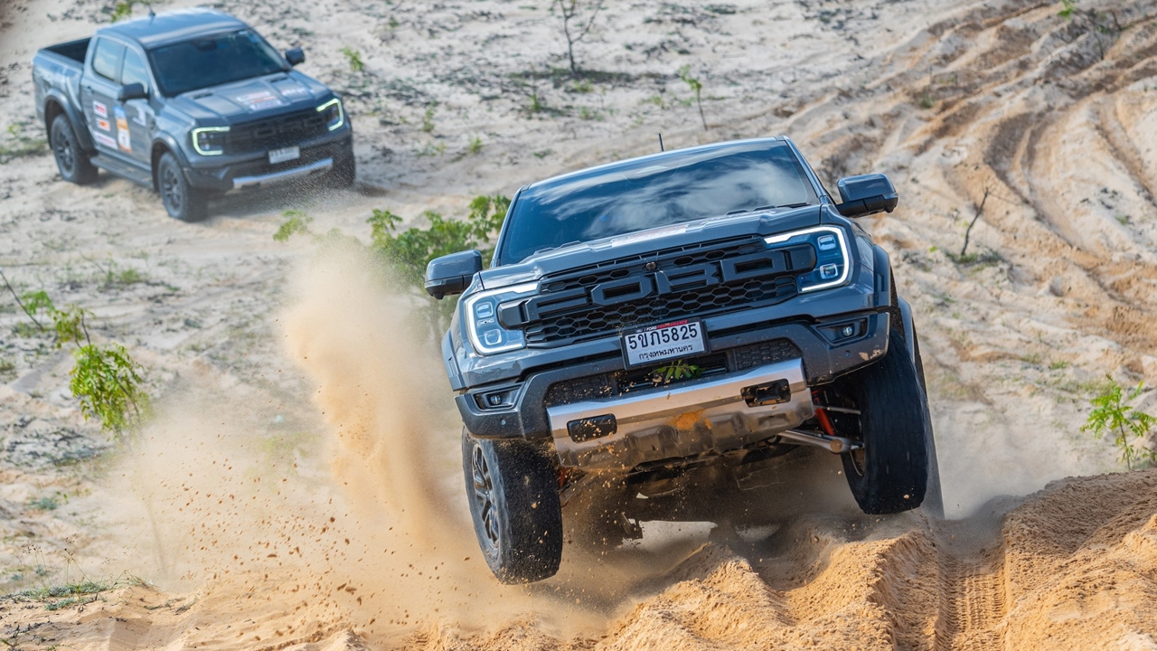 เจ้าของสวนทุเรียนเมืองจันทร์ชอบ Ford Ranger Raptor ยอดขายดีเป็นพิเศษ