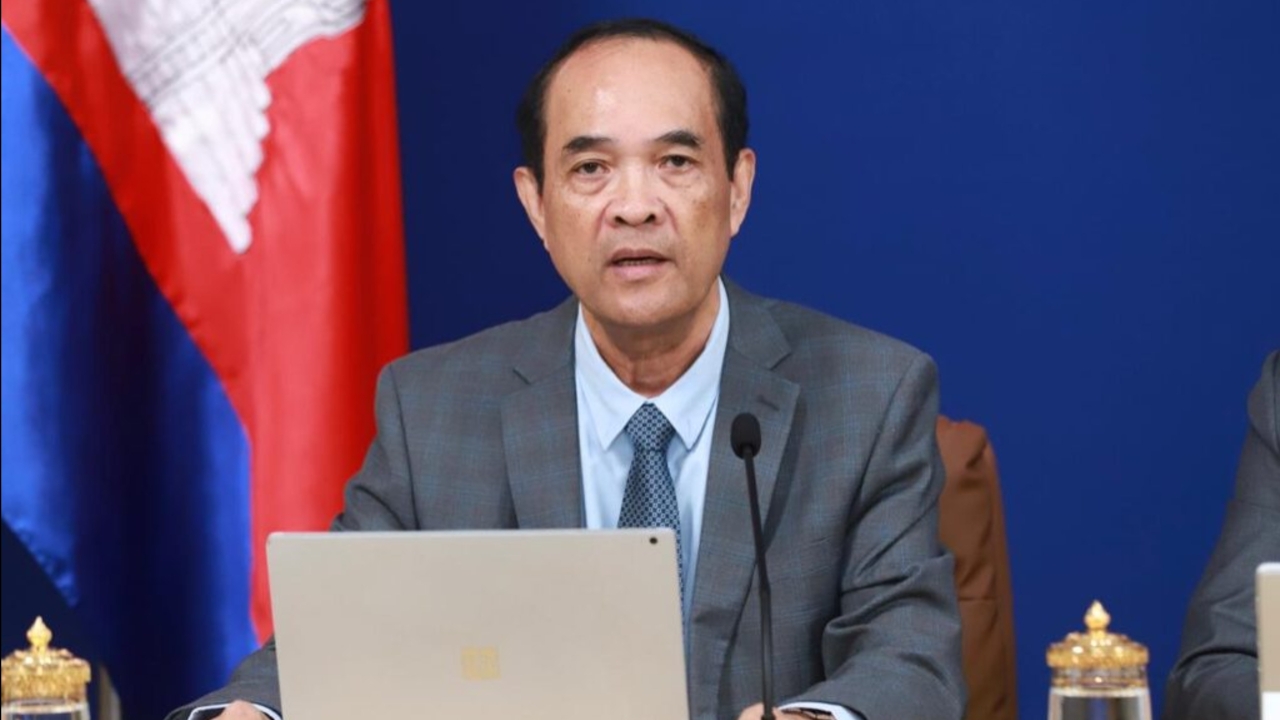 กัมพูชาโต้ไทย ยันไม่เคยใช้พลเรือนเป็นโล่มนุษย์ ชี้ข้อกล่าวหาไร้มูล ชาวบ้านอยู่ในพื้นที่มานานแล้ว  