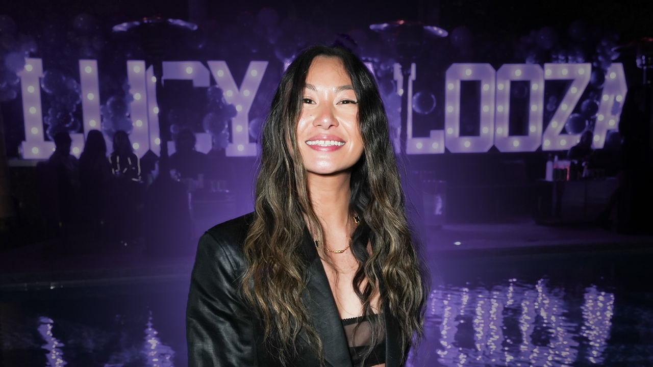 รู้จัก Lucy Guo เศรษฐีหญิงอายุน้อยที่สุดในโลก รวยเป็นหมื่นล้าน แต่ยังใช้ชีวิตสมถะ