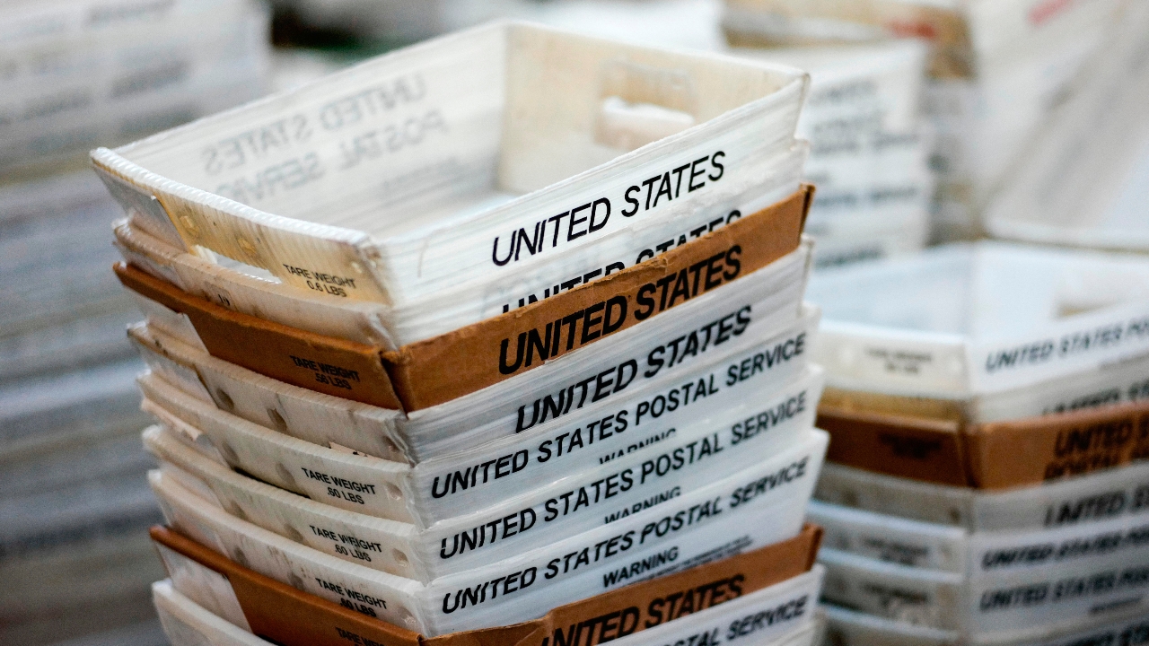 สหรัฐฯ ยกเลิกถาวร มาตรการยกเว้นภาษีนำเข้าพัสดุต่ำกว่า 800 ดอลลาร์