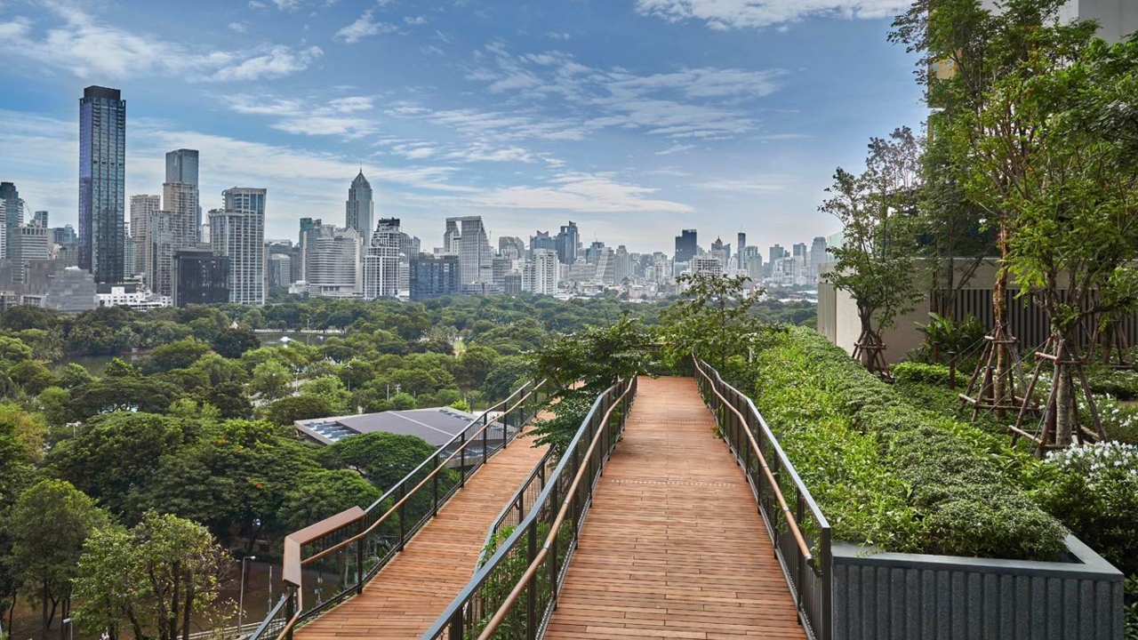 เปิดพิกัดใหม่ Roof Park สวนลอยฟ้า 7 ไร่ ปอดแห่งใหม่ใจกลางสีลม-พระราม 4 เตรียมเปิด 3 ก.ย. นี้