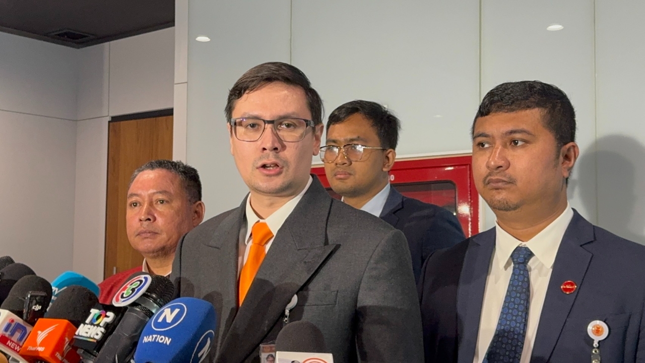 "รังสิมันต์ โรม" ชี้สร้างกำแพงชายแดนกัมพูชาต้องแก้ปัญหาได้จริง หวั่นตำน้ำพริกละลายแม่น้ำ 