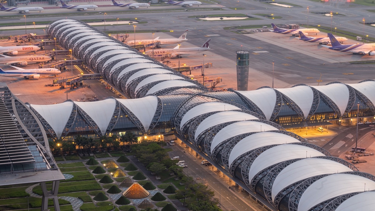 เปิดชื่อ 4 ตัวเต็งชิงเก้าอี้ เอ็มดี ทอท.คนใหม่ ลือสะพัดล็อกมง เร่งสะสางสัญญาดิวตี้ฟรี