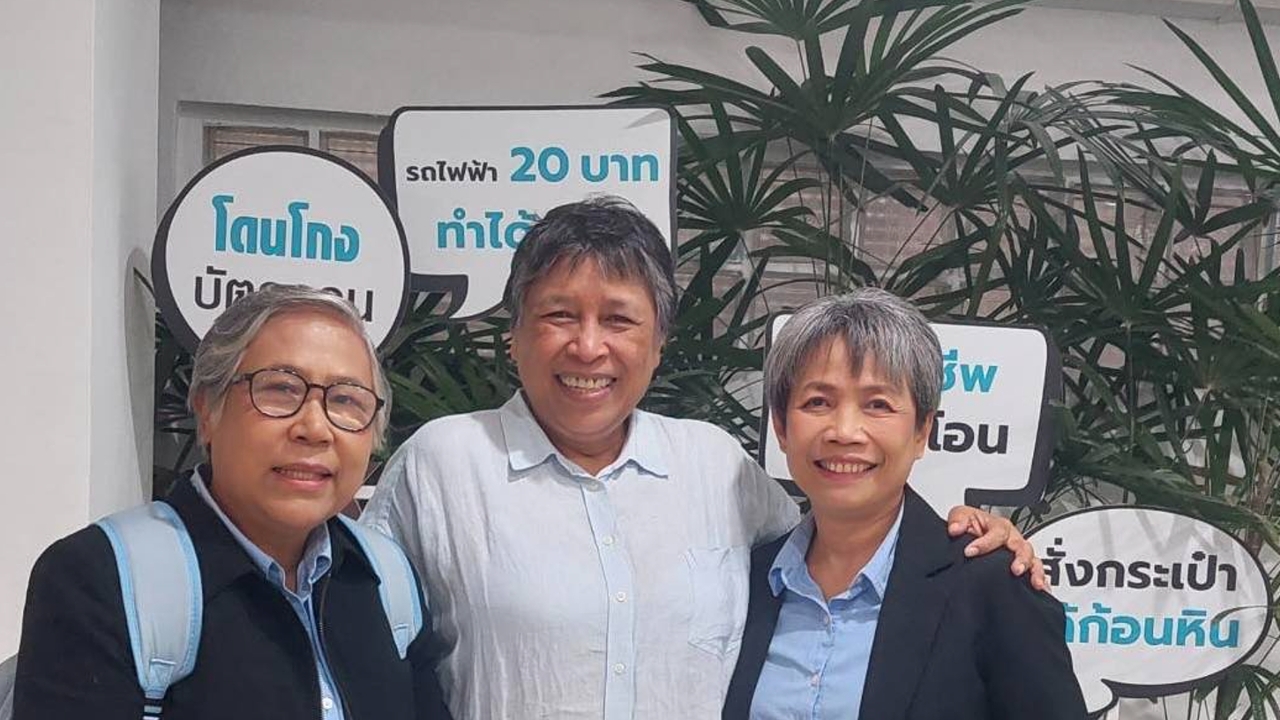 “สภาองค์กรของผู้บริโภค” เสนอรัฐบาลโยกงบโครงการทางด่วนสองชั้น เดินหน้ารถไฟฟ้า 20 บาท