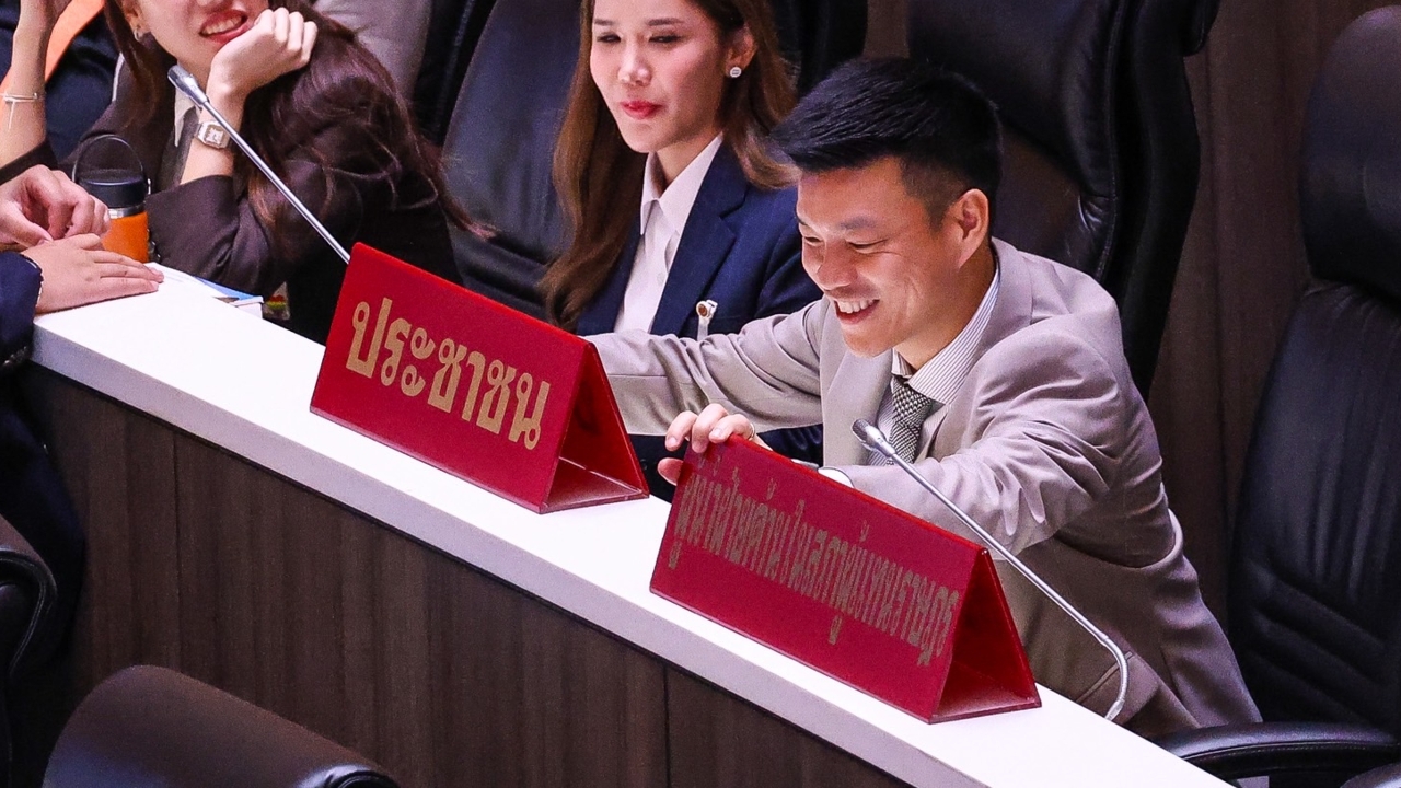 ถ่ายทอดสด ร่างงบประมาณ 2569 วันสุดท้าย ลุ้นผ่านไม่ผ่าน ท่ามกลางเสียงปริ่มน้ำ