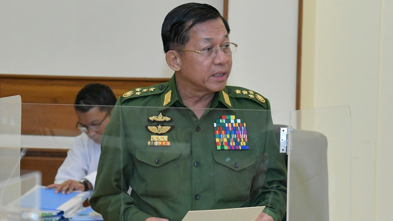 “มิน อ่อง หล่าย” ลั่น เลือกตั้งเมียนมา ธ.ค.นี้ จัดแน่นอน แม้ไฟสงครามกลางเมืองยังคุกรุ่น