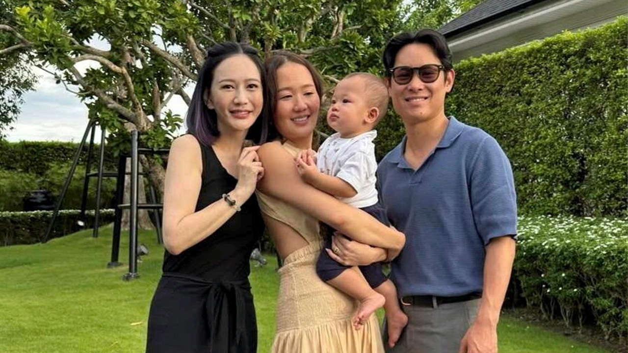 "สวยใสชวนงง"