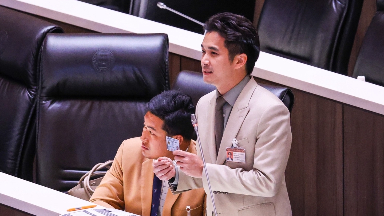 “สส.ณัฐพล” อัด มท. ของบซื้อบัตรประชาชน แพงกว่าราคาจริง ขอตัดแล้วแต่บอกต้องเผื่อไว้