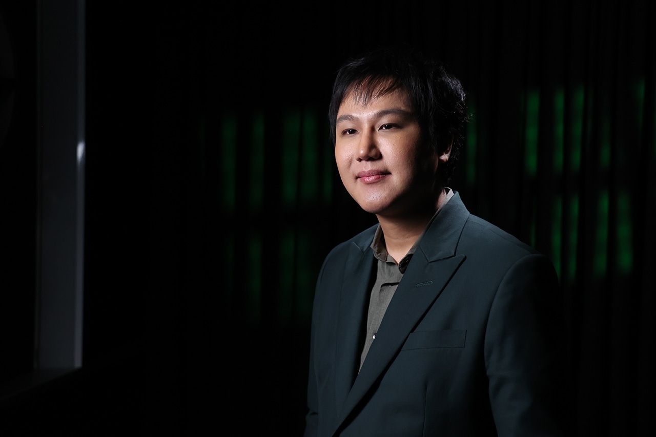 คุณแณช จรัญพัฒณ์ บุญยัง ประธานเจ้าหน้าที่บริหาร และผู้ก่อตั้ง Alisa AI