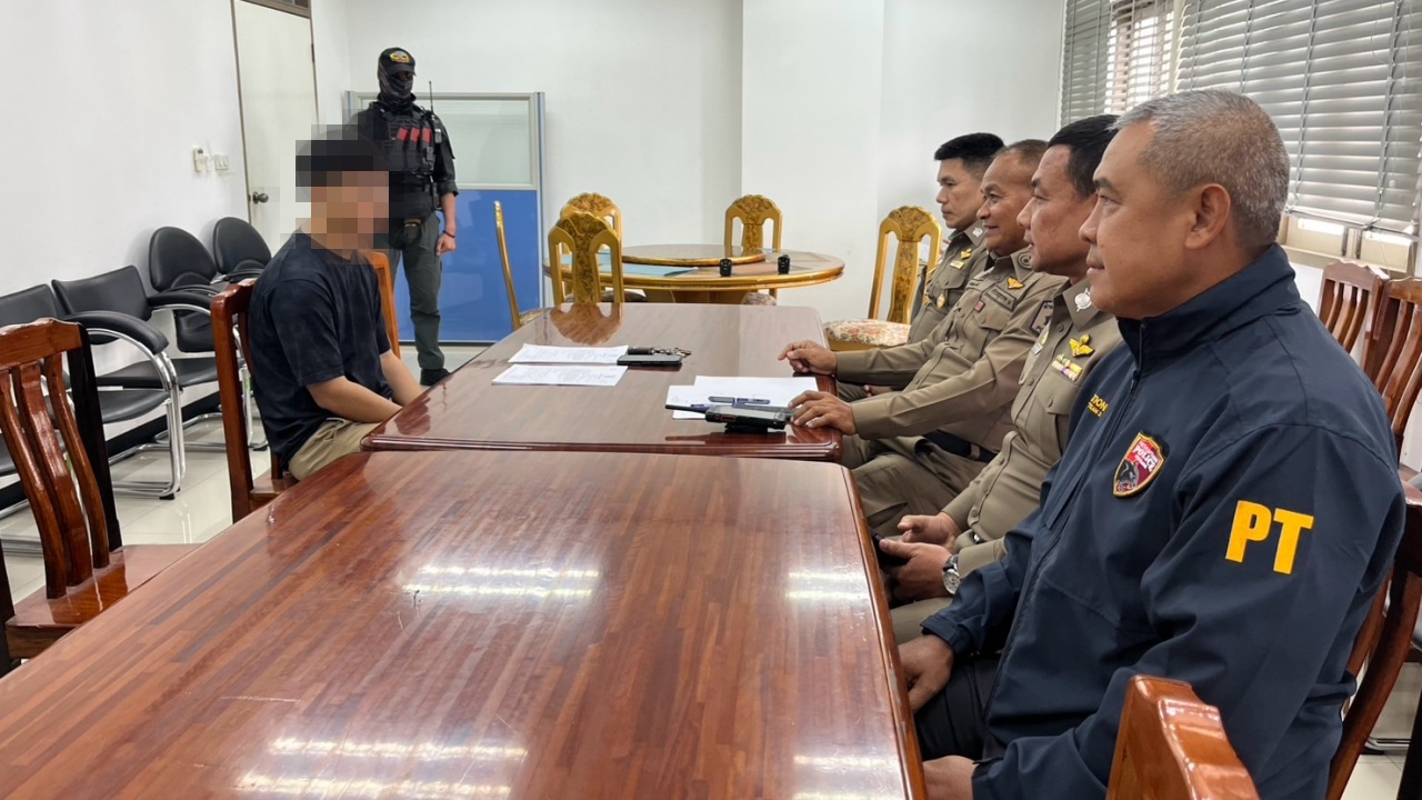 ขยายผลรวบ 2 ตำรวจสืบจังหวัด เอี่ยวขบวนการค้ายา ทำหน้าที่รับโอนเงิน