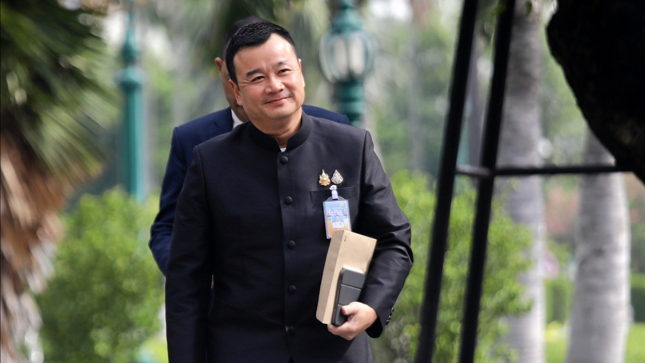 "สรวงศ์" เผย "นายกฯ อิ๊งค์" จะไปศาลด้วยตัวเอง ยันเพื่อไทยไม่มีแผนสำรอง