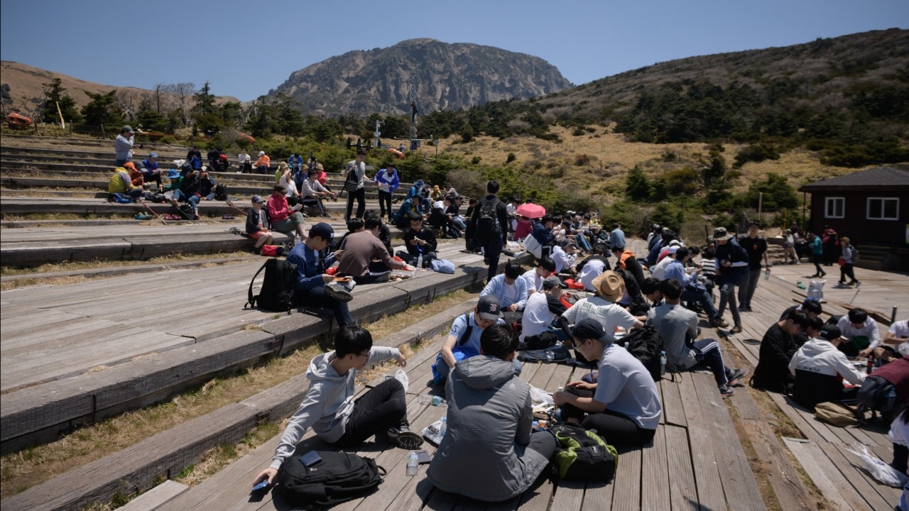 เกาหลีใต้คุมเข้ม ออกคู่มือ 3ภาษาเตือนนทท.ต่างชาติ เที่ยวเกาะเชจู ห้ามทำพฤติกรรมไม่เหมาะสม