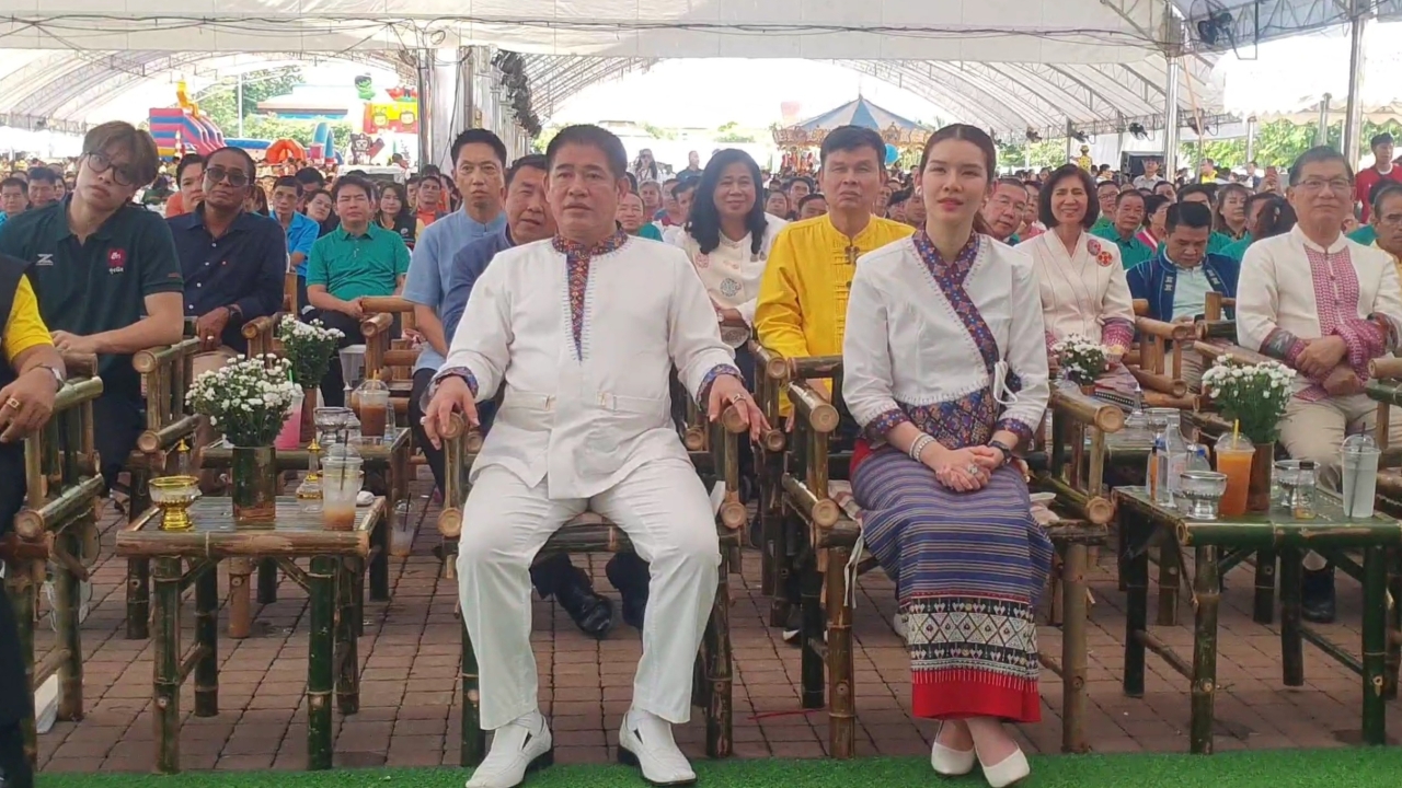 “ธรรมนัส” ควงภรรยาจัดงานทำบุญวันเกิด 60 ปี รมต.กล้าธรรม-ชาวพะเยาแห่ร่วม