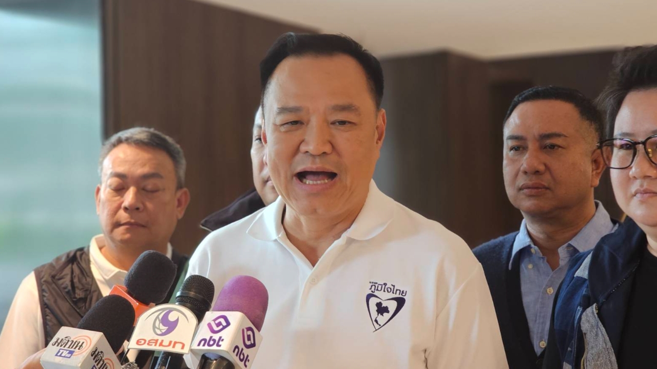 “อนุทิน” ไม่ขอวิจารณ์ มท. โยกย้ายล้างสายสีน้ำเงิน ชี้ ขรก. ใช้เงินรัฐ ไม่มีสี