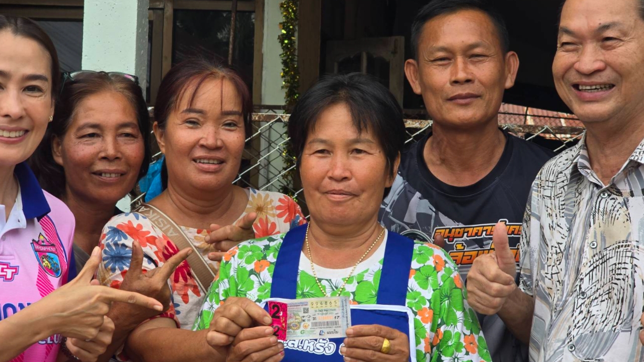 หลาน ส.ส.อุดรฯ ถูกหวย 12 ล้าน เผยซื้ออายุพ่อมาเข้าฝัน อธิษฐานจะสร้างกุฏิถวายวัด