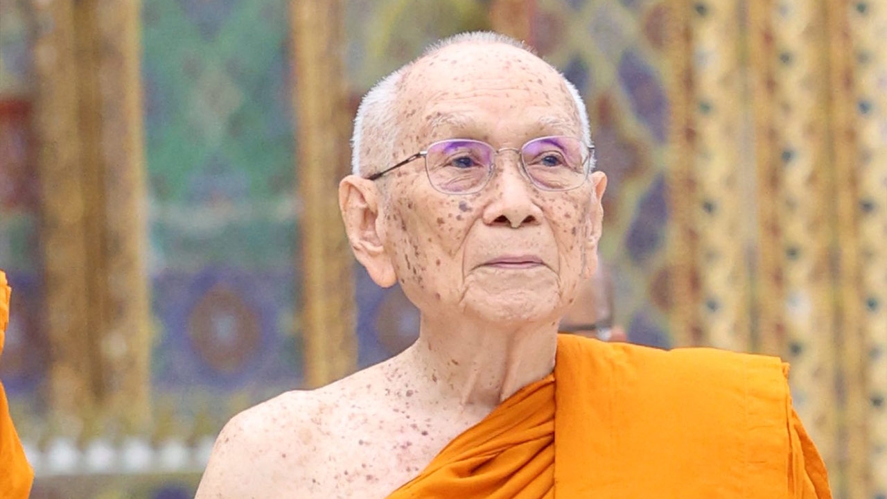 "สมเด็จพระสังฆราช" ทรงล้ม เสด็จไปประทับ ณ โรงพยาบาลศิริราช