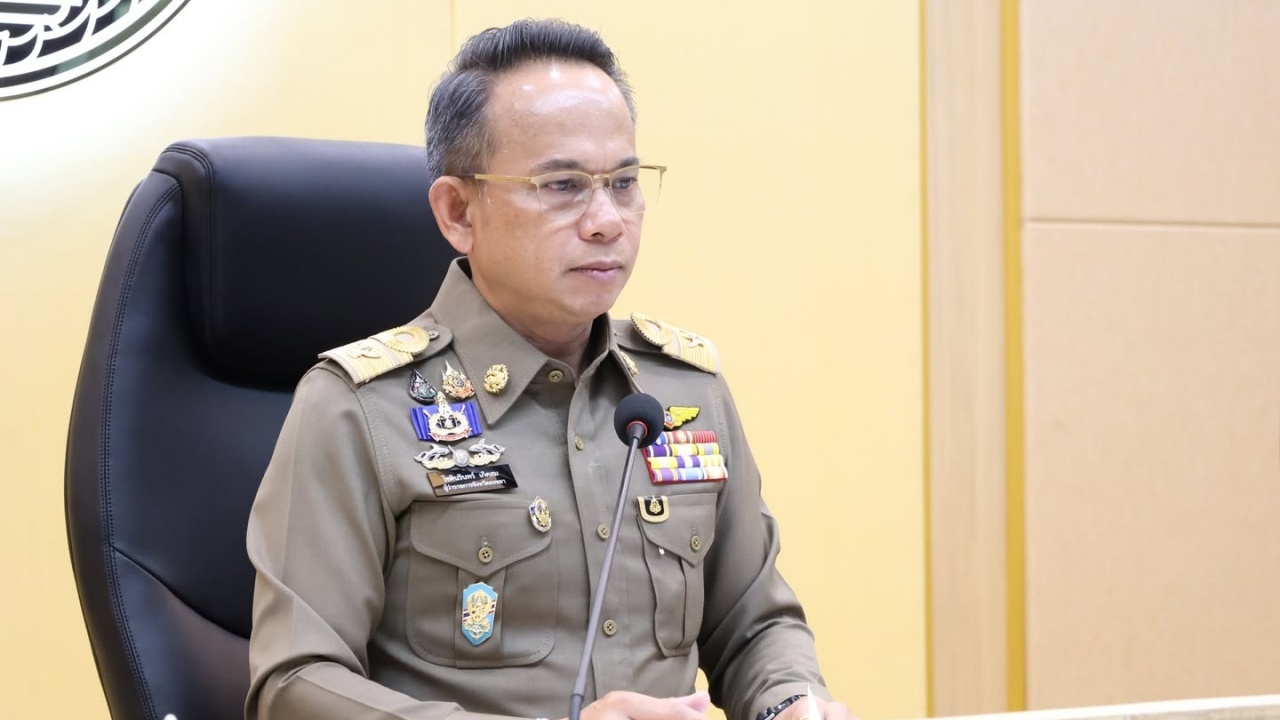 ผู้ว่าฯ สงขลา โต้เอกสารปลอม สั่งนายอำเภอดูแลต้อนรับ "เดชอิศม์" ที่สนามบิน